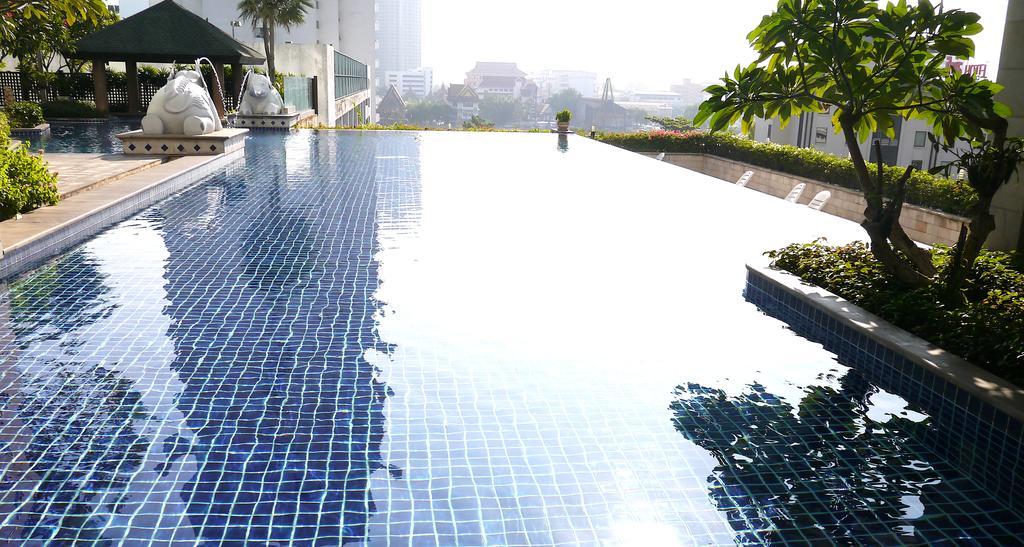 Bangkok Riverside Condo Exterior photo